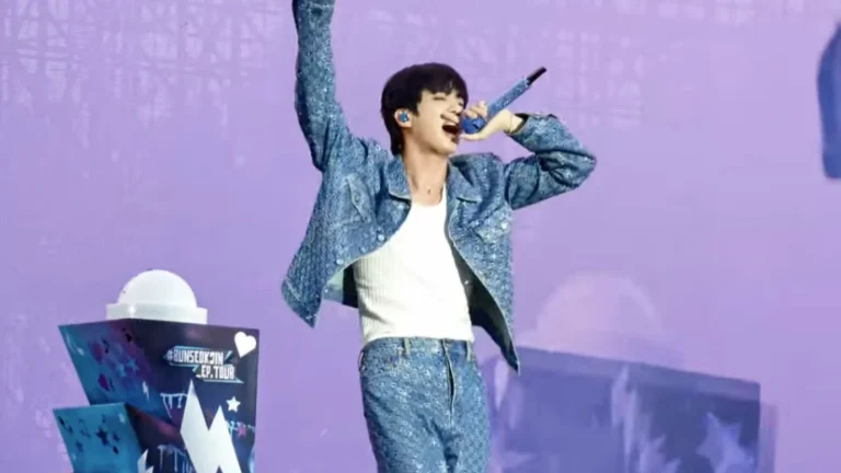 Jin inaguró su gira de conciertos